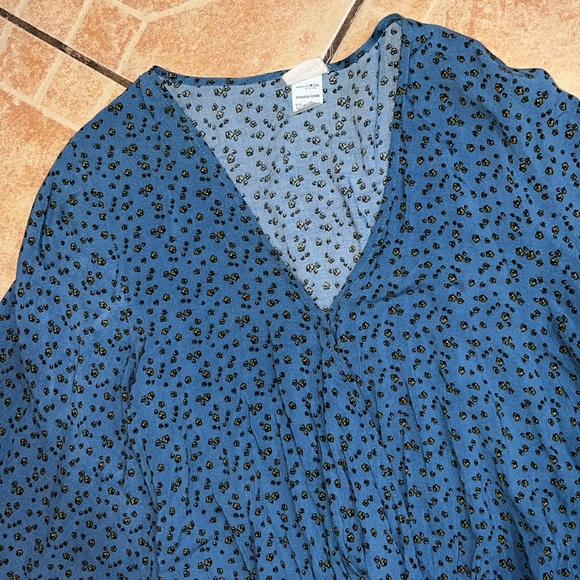 NWOT NATURAL LIFE Romper. Size Small - Picture 2 of 4